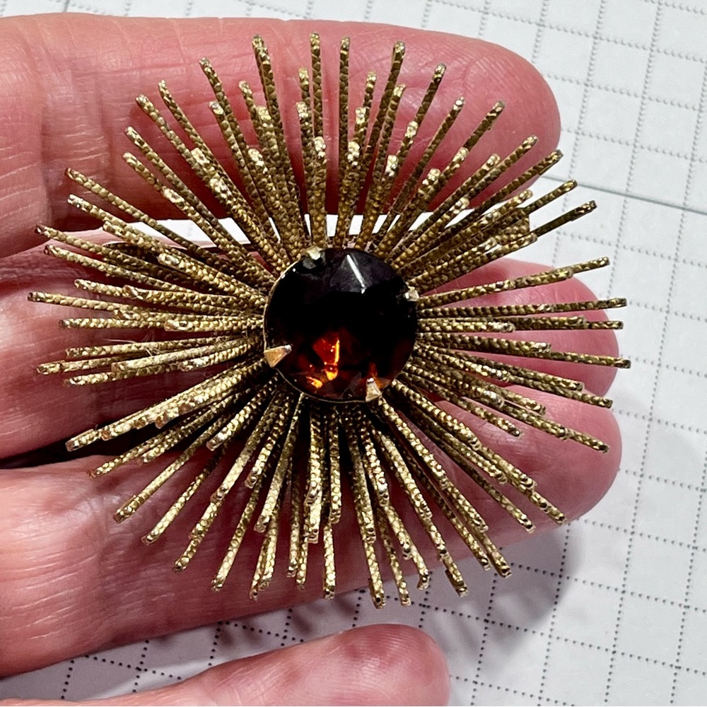 Vintage Signed Sarah Coventry Sunburst / Floral Brooch, Topaz Rhinestone Center